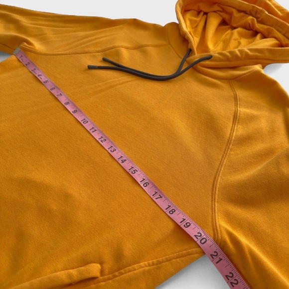 Fabletics US Mens Small Golden Ochre Lightweight Casual Pullover Sweater Hoodie - Picture 6 of 9